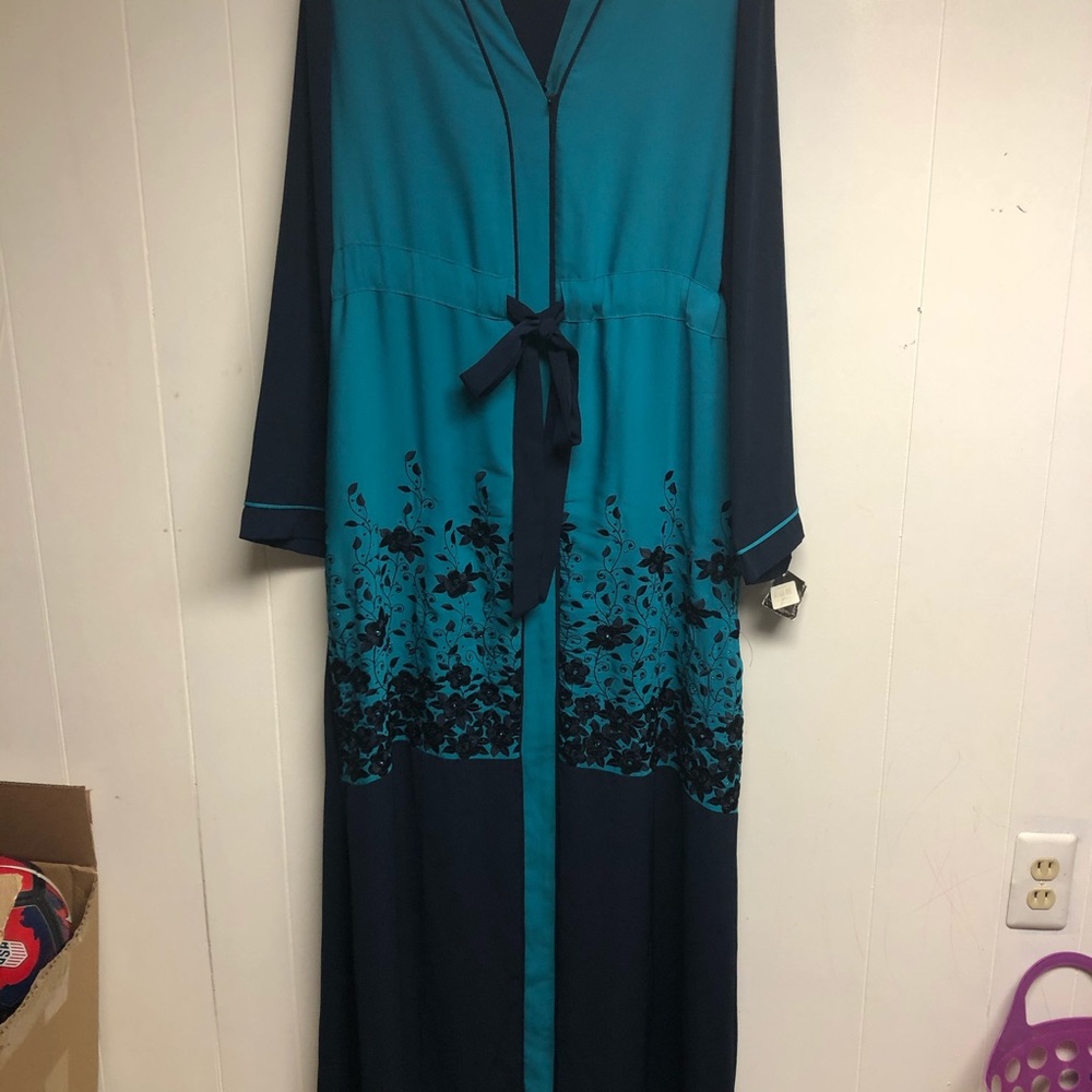 Abay /dress never worn